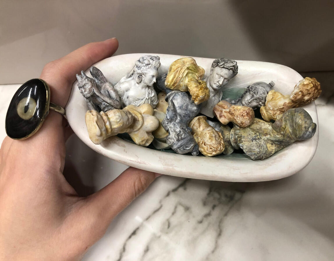 Handpainted 3d-printed pieces